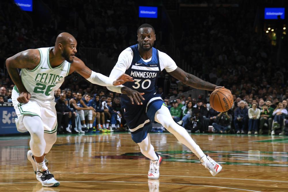 边后卫又在 边后卫又在