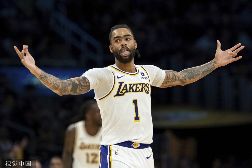 出了一个明 出了一个明