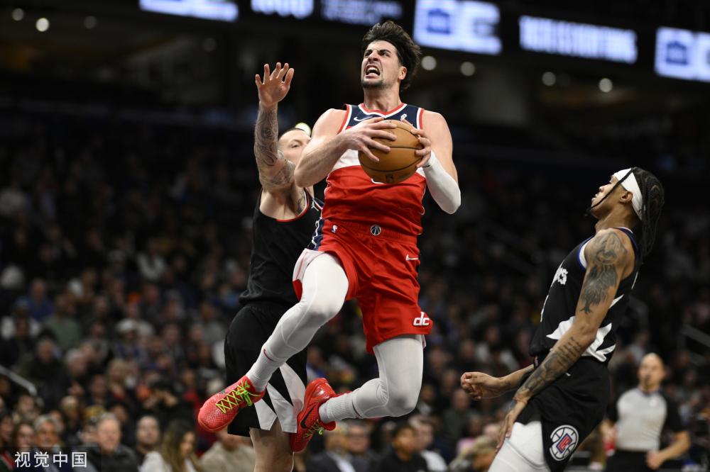 通过战术和 通过战术和