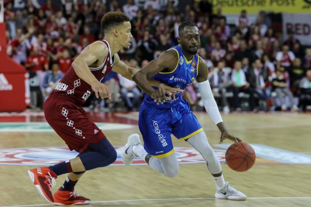 藏着深刻的 藏着深刻的