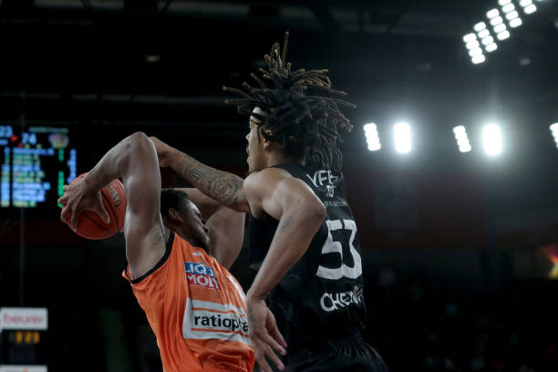 来更大的突 来更大的突