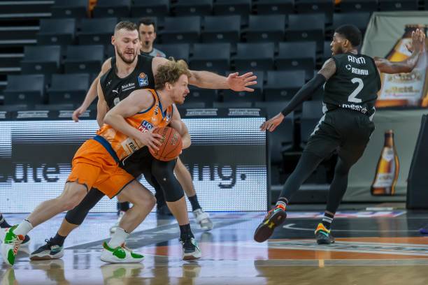 巨大的球员 巨大的球员